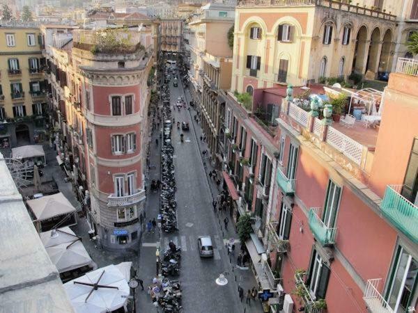 La Scalinata Di Chiaia Bed & Breakfast Naples Exterior photo