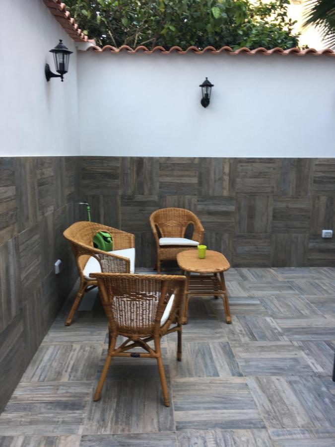 La Scalinata Di Chiaia Bed & Breakfast Naples Exterior photo